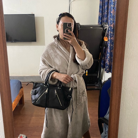 🛍️SALE🛍️Rebecca minkoff hand bag(Price Fixed) - Picture 8 of 8